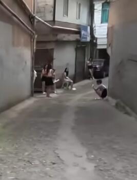 最大城中村体验小巷子的乐趣