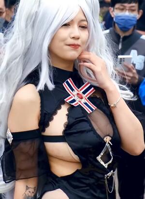 ������õ�Cosplay ̨�����COSER