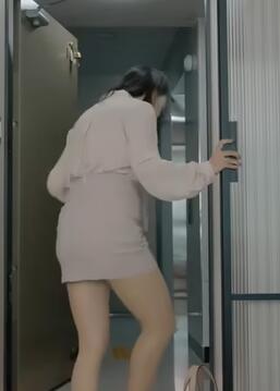 睡了我的女上司第二季EP13