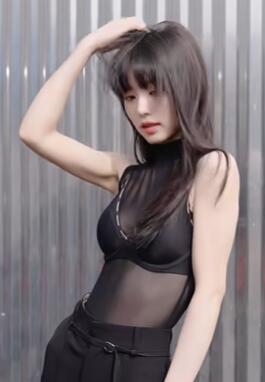 田曦薇内衣广告