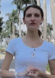 ���Ů�����������ڵ���ɽ��