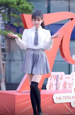 毕业多年,还记得那个你暗恋的学姐学妹嘛