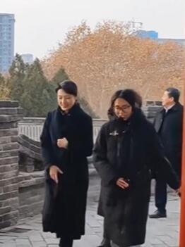 ����:��λ����ͷŮʿһ�������Ĺ���֮��