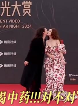 �μ��ӳ����ں�̺������