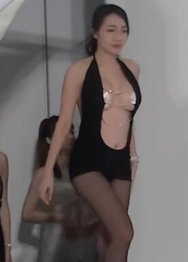 20240811JVID舞台 Model进场 TRE写真展 早上11点场 part3-2