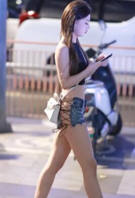 盘点性感女神,我们穿不起的潮鞋