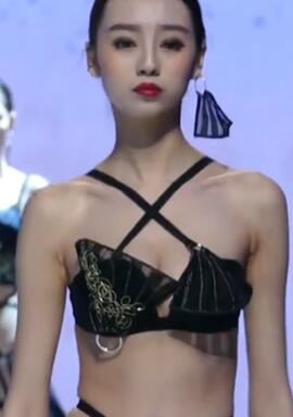 2017深圳内衣设计大赛-今天是吊带专场