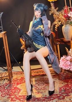 新年看旗袍萝莉