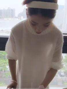 杉杉居家做饭初体验之第二道菜,芹菜炒香干