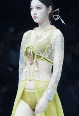 2023��������չ �����ˣ�����ʱ�У���Ůģ��������