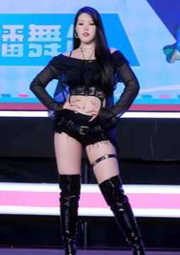 【晓宇儿】BW2025直播舞台直拍Come See Me-AOA