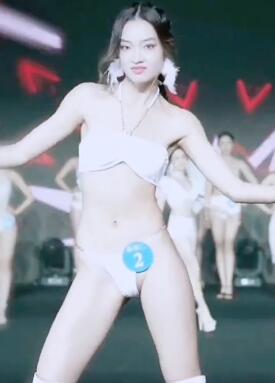 模特秀泳装时尚走秀5