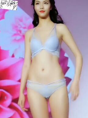 模特秀泳装时尚走秀7