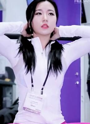 健身美女 美臀蜜桃臀 运动