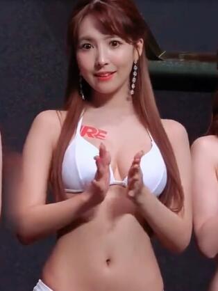 比基尼 性感不是骚 好身材秀出来