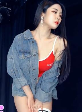 可咸可甜的肉肉女孩2