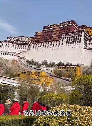 布达拉宫景区