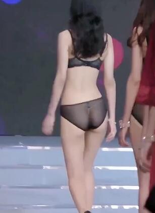 快手模特内衣T台走秀93