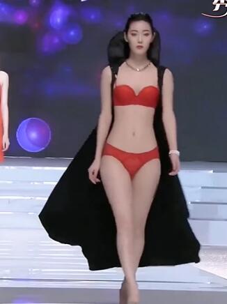 快手模特内衣T台走秀100