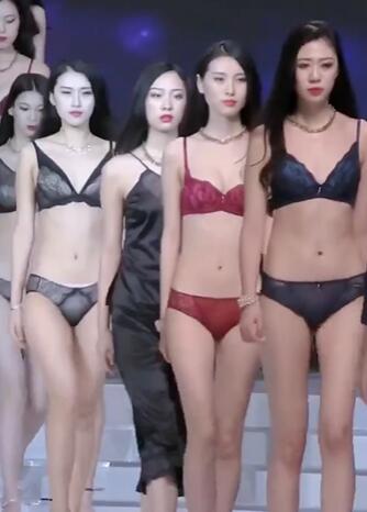 快手模特内衣T台走秀106