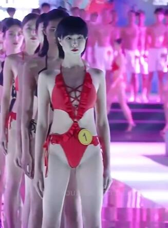 快手模特内衣T台走秀68