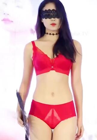 快手模特内衣T台走秀75