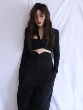 张天爱清冷御姐时尚大片上热搜