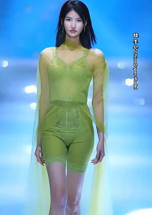 国际潮流文化周时尚内衣秀29