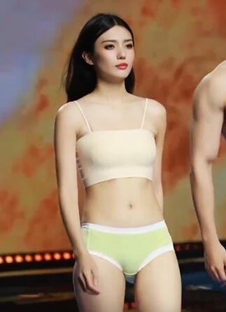 国际潮流文化周时尚内衣秀36