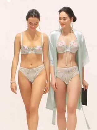 国际潮流文化周时尚内衣秀37