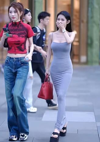 �Ĵ��ڶ����飬��һ�������� #����