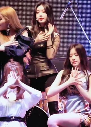 ����Ů���Ը�����8