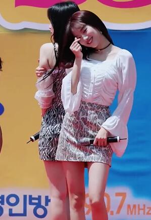 ����Ů���Ը�����13