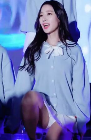 ����Ů���Ը�����15