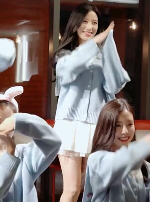 ����Ů���Ը�����19