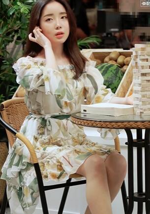 ����Ů���Ը�����24��ģ