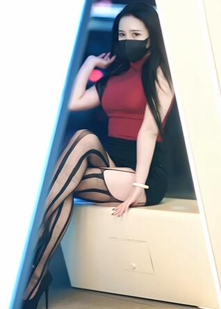 ����ķ�ܴ󣬺�˿��������Ů