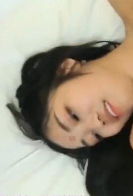 98年的汉服小姐姐