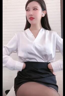 这大黑边都出来啦