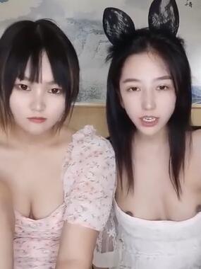 近期下海牙套极品女神青柠视频