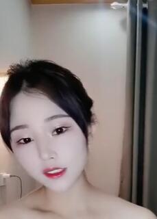 甜美新人小姐姐初下海收费青柠影视