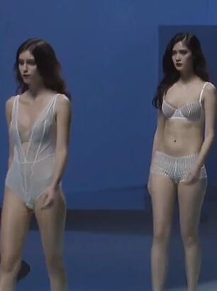 2 0 1 6 SIUF国际超模大赛 中外超模联合品牌内衣反场秀