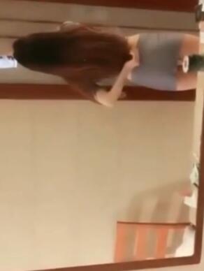 超短裙极品良家少妇555电影推荐