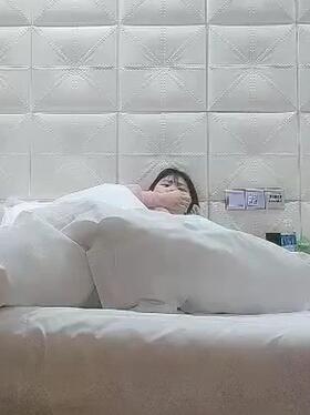 狼团探妹02-05零零后胖妞