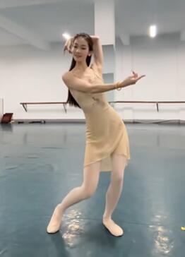 ǳ���赸������������һ�䴺����