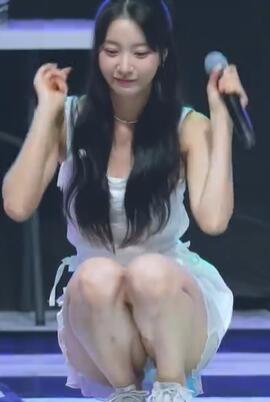 yubin С����ɫ����ȹ����002