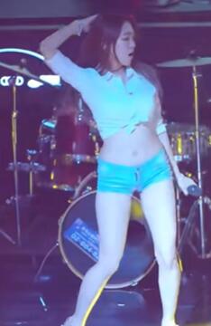 �Ӷ������裡4K�޸���ڰ���