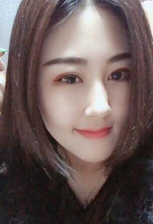 猜猜美女是哪里人?这五官长的真漂亮