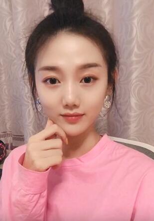 你喜欢美女讲的这段情感语录吗