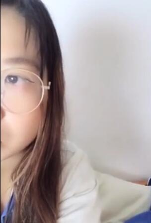 学生制服妹妹和小鲜肉男友